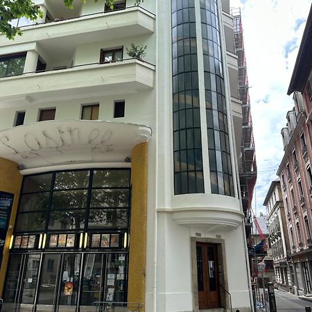Ma Terrasse Sur Le Musee Apartment Chambery Exterior photo