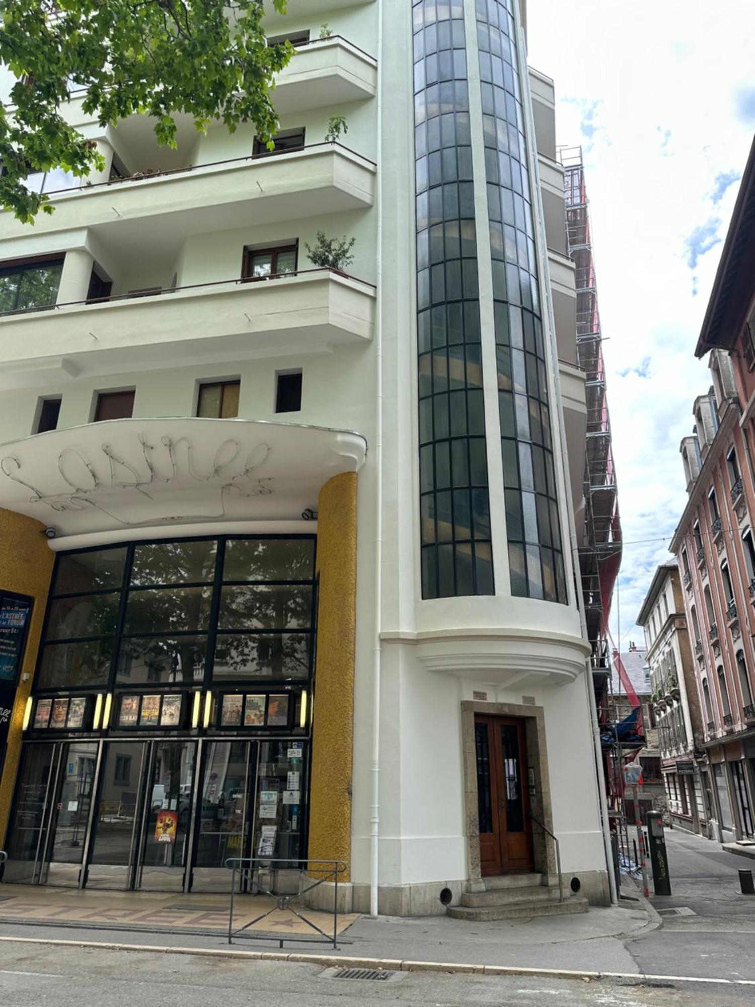 Ma Terrasse Sur Le Musee Apartment Chambery Exterior photo